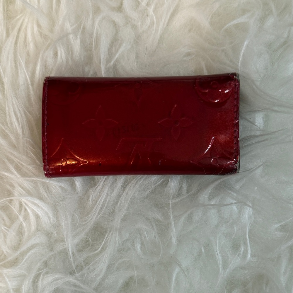 Louis Vuitton Red Vernis Key Case - Picture 2 of 9
